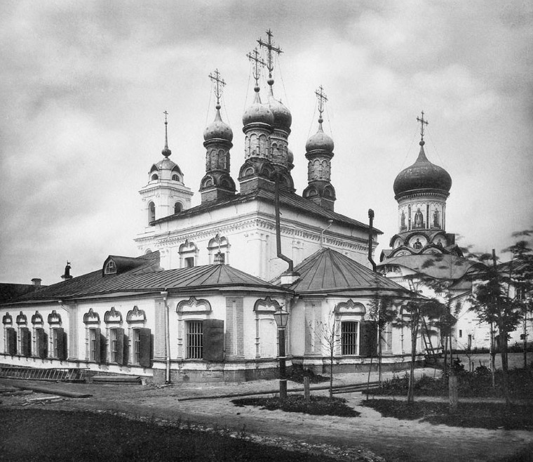 Фотография монастыря, сделанная в конце 19 века