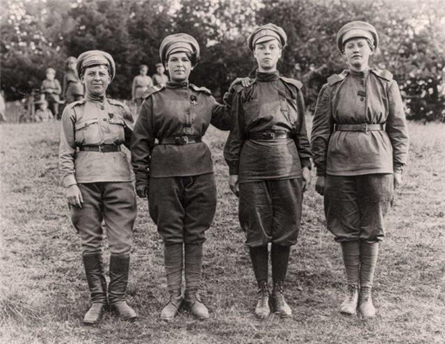  командир женского батальона мария бочкарева 