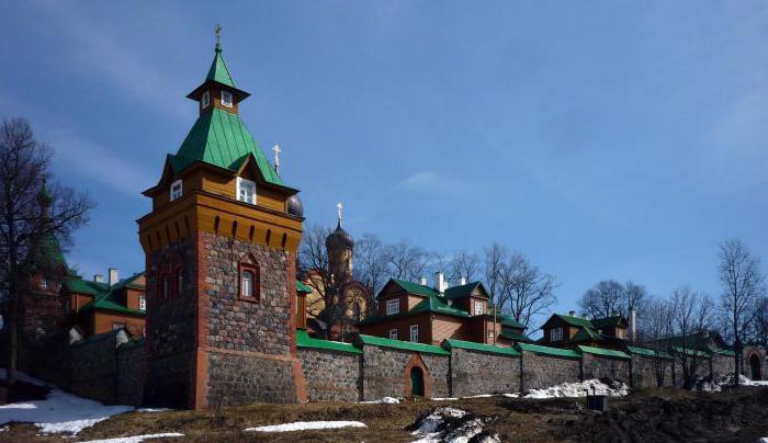 Пюхтицкий женский монастырь