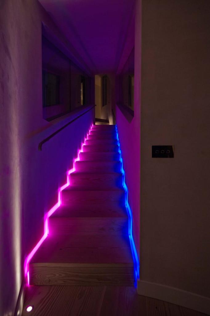 Светильники для подсветки ступеней лестницы светодиодные