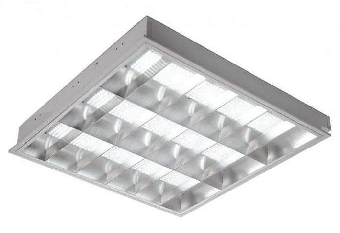 светильник потолочный с люминесцентными лампами 4х18