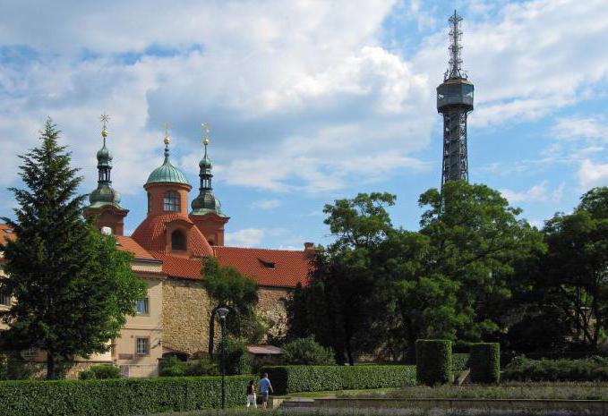 Петршинская башня в Праге:как добраться