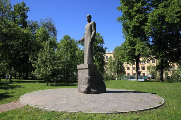 Памятник Комитасу
