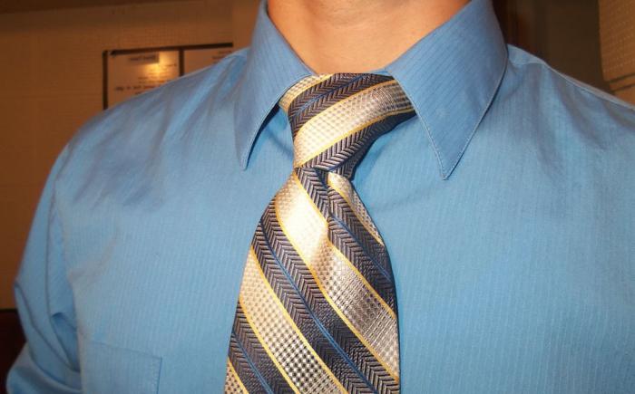 как завязывать галстук виндзор