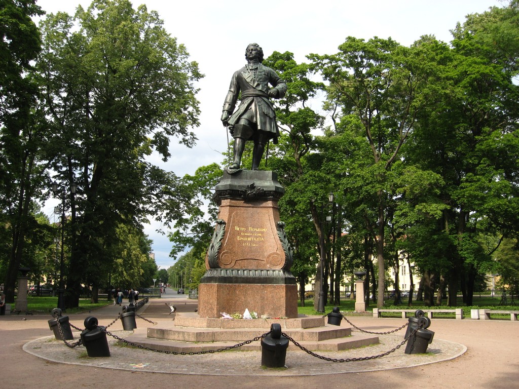 Памятник Петру в Кронштадте