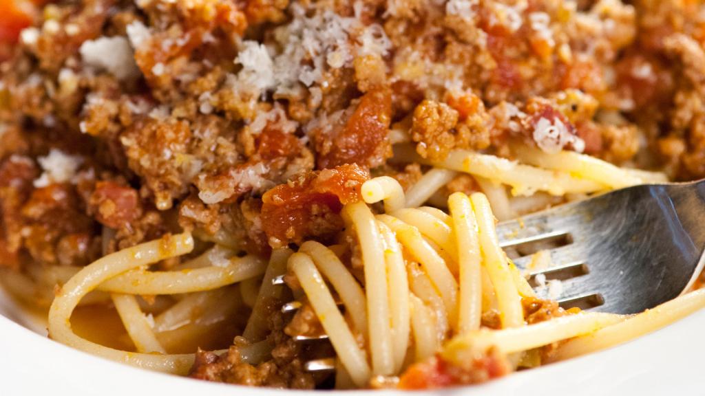 спагетти болоньезе традиционный