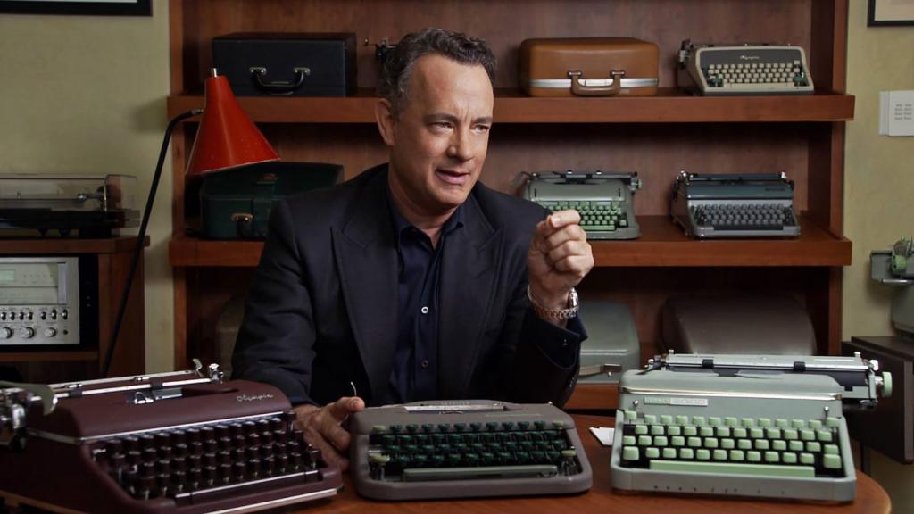 Том Хэнкс с пишущими машинками