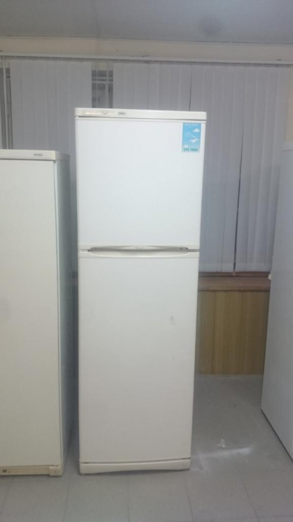 Холодильник Стинол двухкамерный