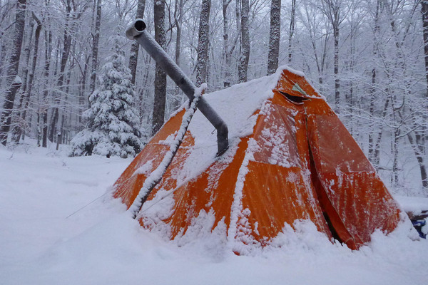 Трехслойная зимняя палатка