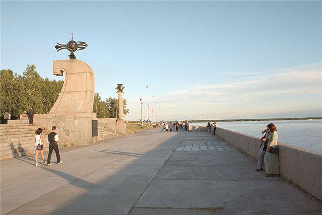 памятники Архангельска