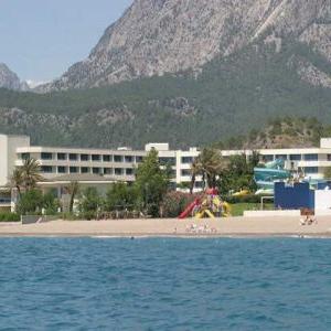 пляж в отеле «Маджестик Мираж Парк» 
