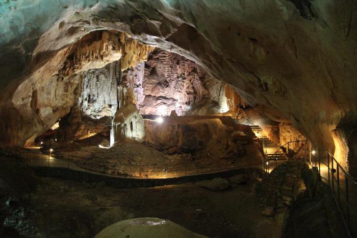 пещеры мраморная и эмине баир хосар 