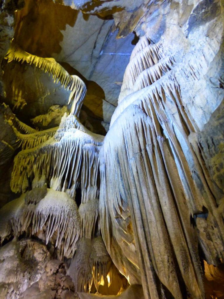 Crystal Cave в национальном парке Секвойя