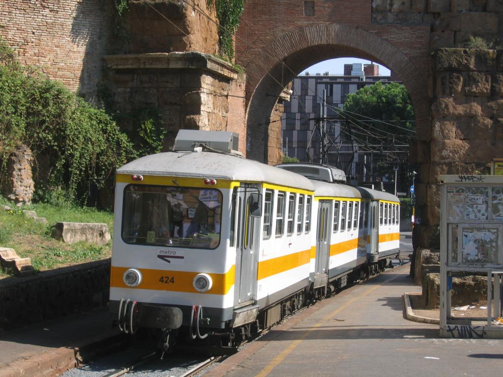 Общественный транспорт Рима