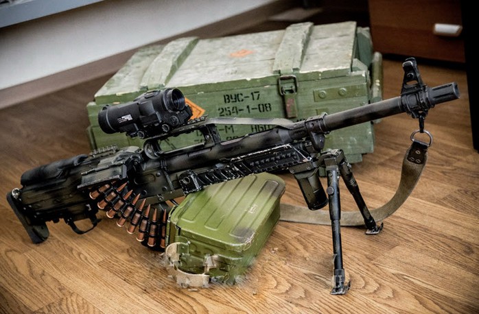 Последняя модификация пулемета Калашникова.
