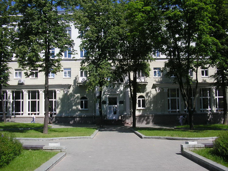 Здание Минского финансово-экономического колледжа