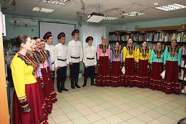 Студенты Ростовского колледжа культуры