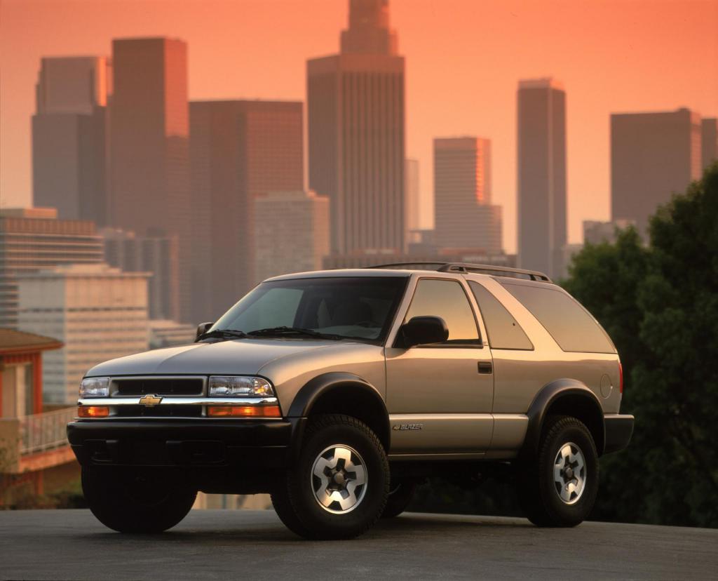 Chevrolet Blazer 1998: фото, обзор, технические характеристики, заявленная мощность, комплектация, особенности эксплуатации и ухода
