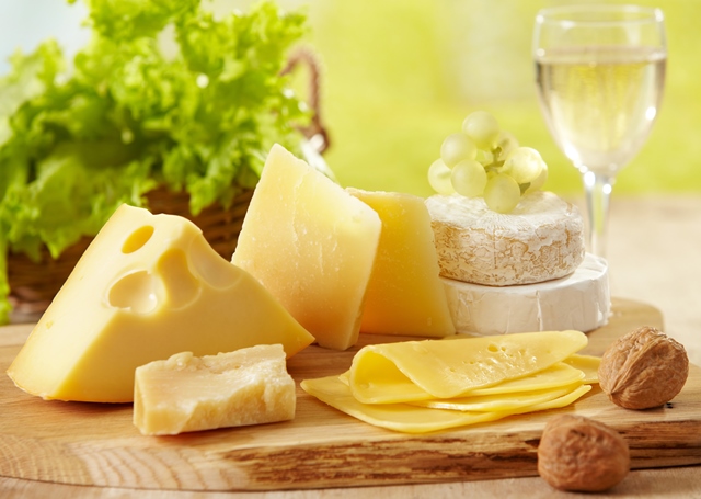 Сыр - обязательный ингредиент.