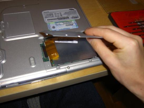 замена жесткого диска в ноутбуке