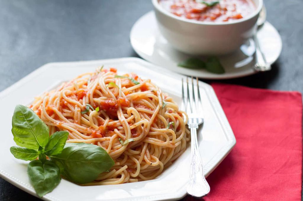 классический итальянский соус для спагетти