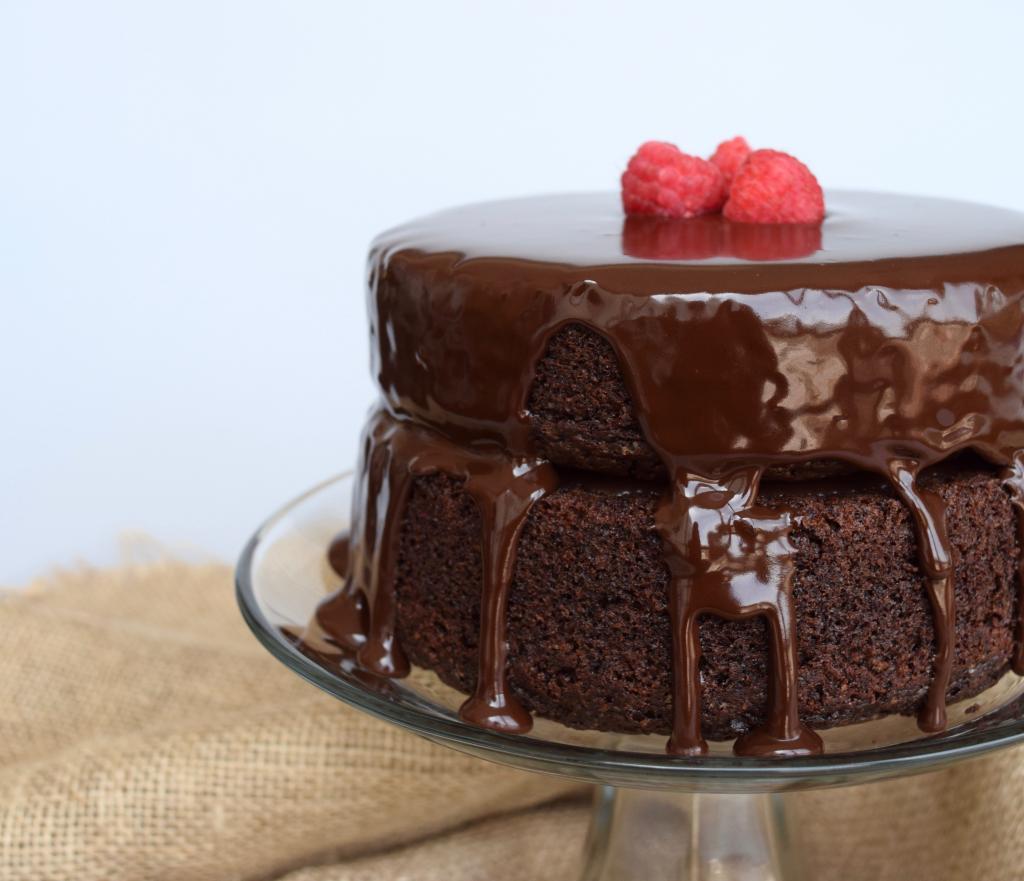 Шоколадный торт на сметане: пошаговый рецепт приготовления с фото