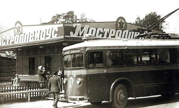 московские троллейбусы история 