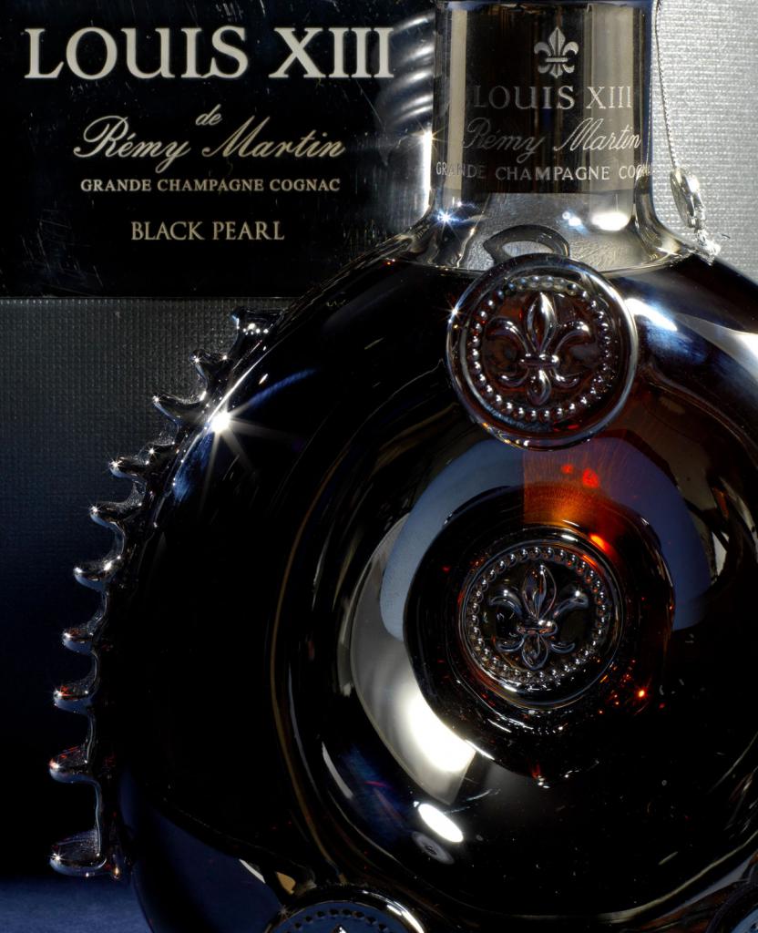 Коньяк Remy Martin Louis XIII Black Pearl Magnum
