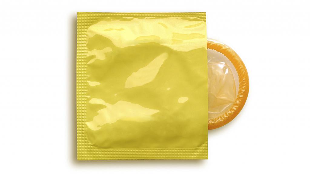 Как открывать презерватив