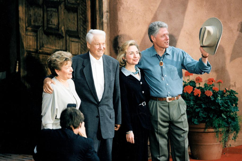 Ельцин и Клинтон с семьями