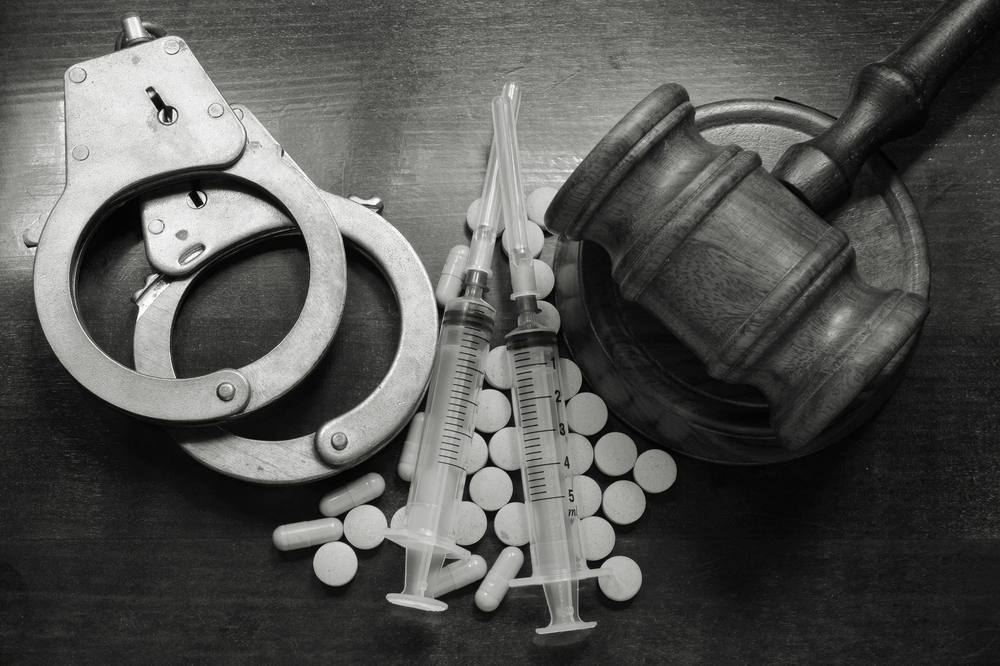 наркотические средства и проблемы с законом