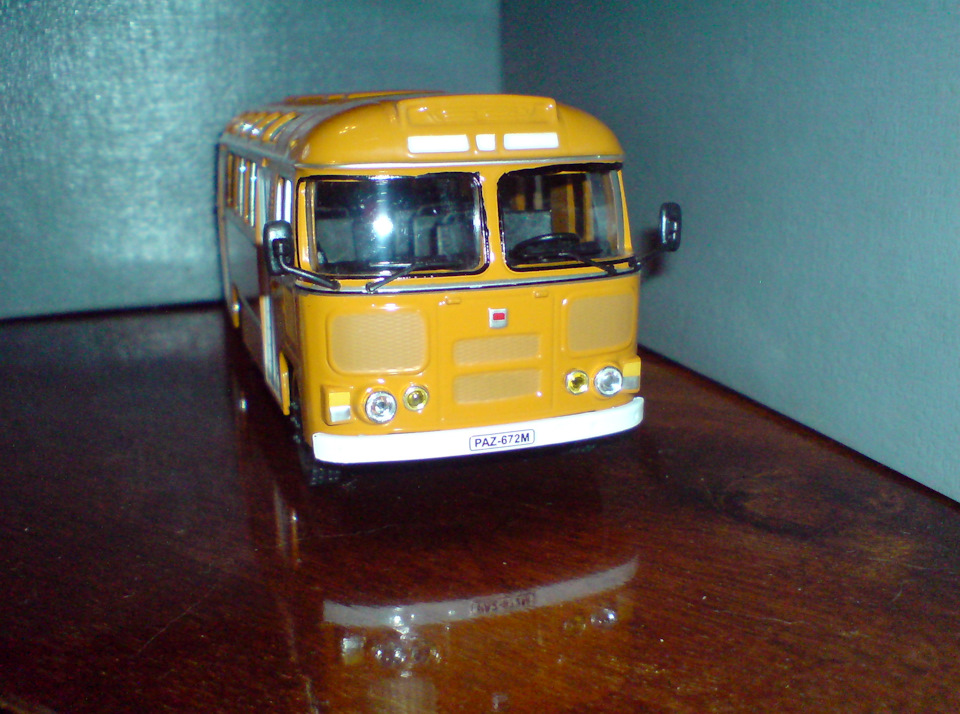 Модель автобуса ПАЗ-672