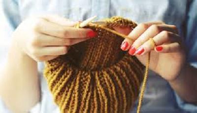 женский пуловер спицами с описанием