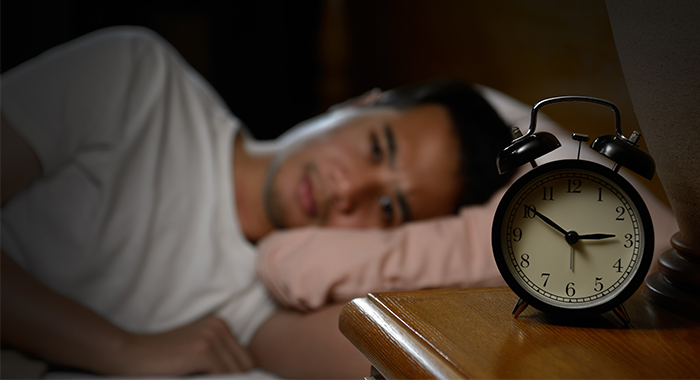 вздрагивание во сне у взрослых причины