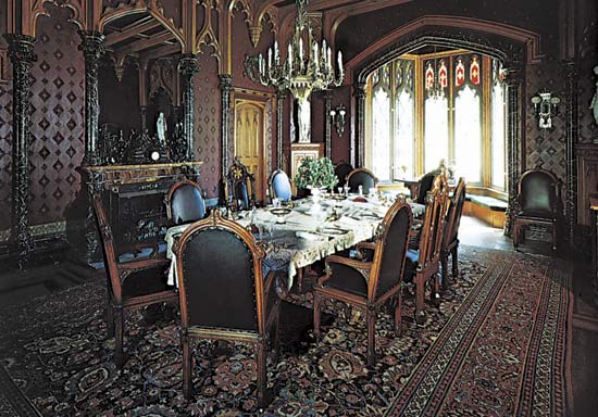 готический интерьер комнаты