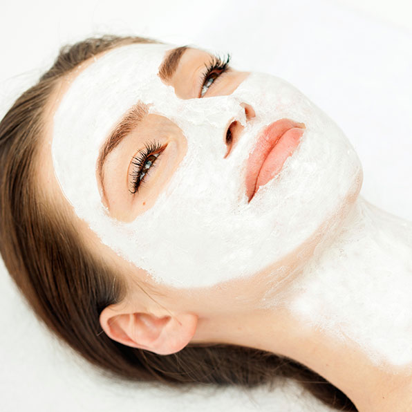 Основные этапы очищения кожи лица: особенности и рекомендации