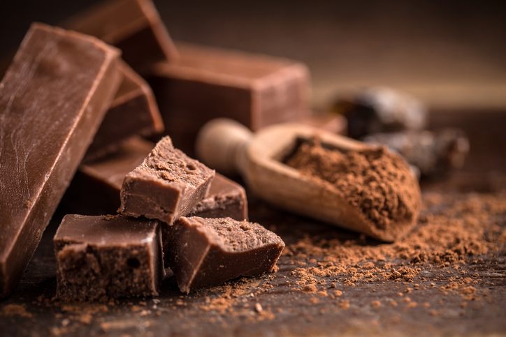 Маска для лица из шоколада: особенности приготовления, полезные свойства и результаты