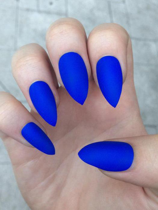Матовый синий маникюр: дизайн ногтей