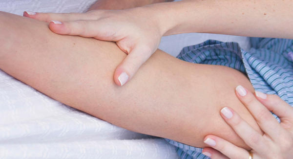 Отекла нога у беременной: причины, симптомы, лечение и советы гинекологов