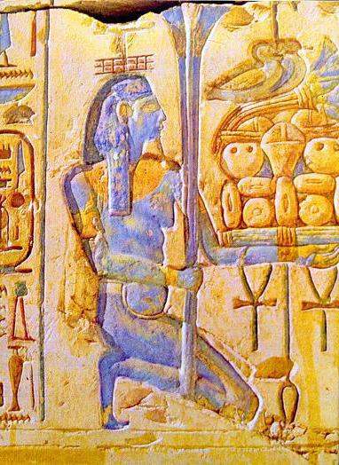 за что египтяне прославляли бога хапи