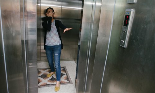 Страх зайти в лифт