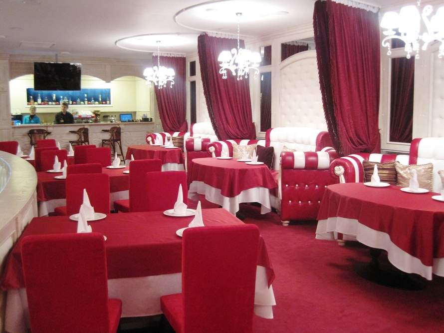 французский ресторан в Новомосковске