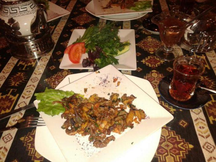 Бакинский дворик ресторан