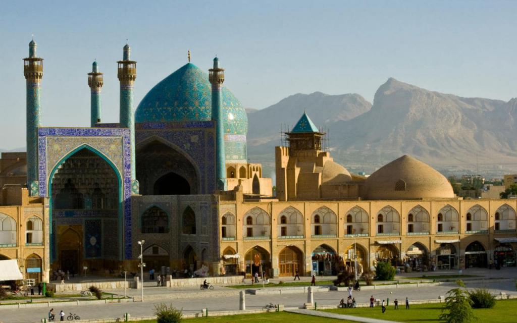 мечеть в тегеране
