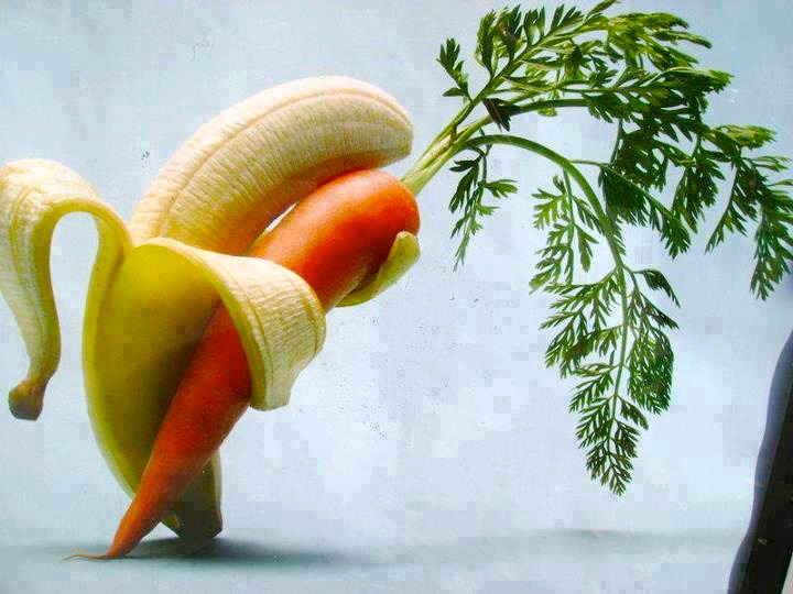 Маска из банана и моркови