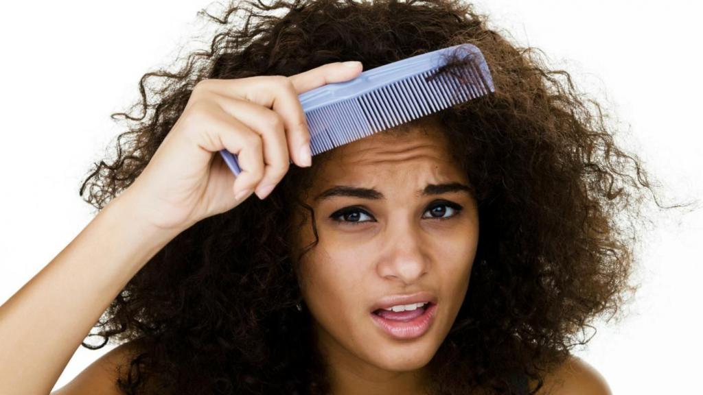 Как распутать волосы: применение народных методов, рецепты на основе трав и профессиональные средства для запутанных волос