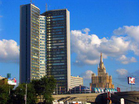Здание правительства Москвы фото