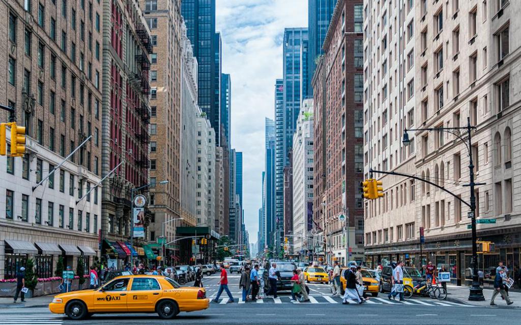 сколько зарабатывает таксист в нью йорке