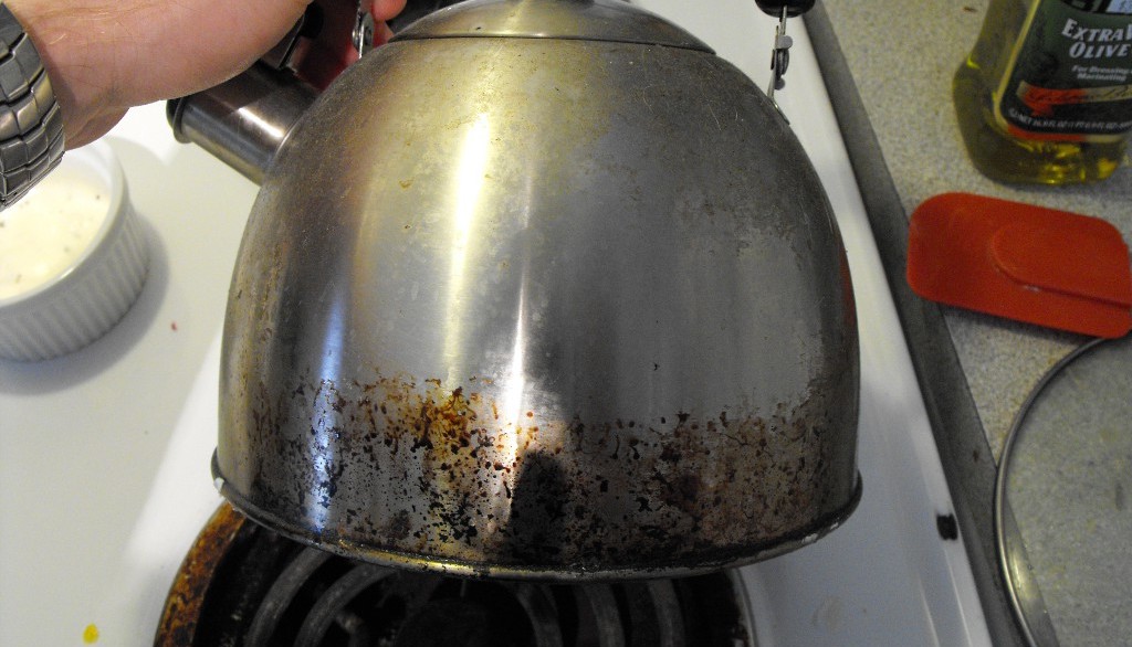Как почистить чайник из нержавейки снаружи: способы, средства, инструкции