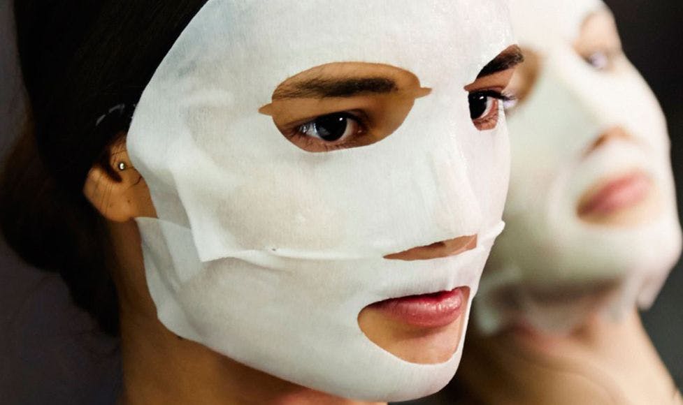 Как часто делать маски для лица: способы и правила применения, рекомендации